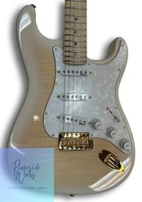 Fender Richie Kotzen Stratocaster 3.5kg