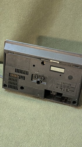 Vintage 1980s Panasonic RC-6064 FM AM Alarm Clock Radio Tested WORKING  - Picture 5 of 5