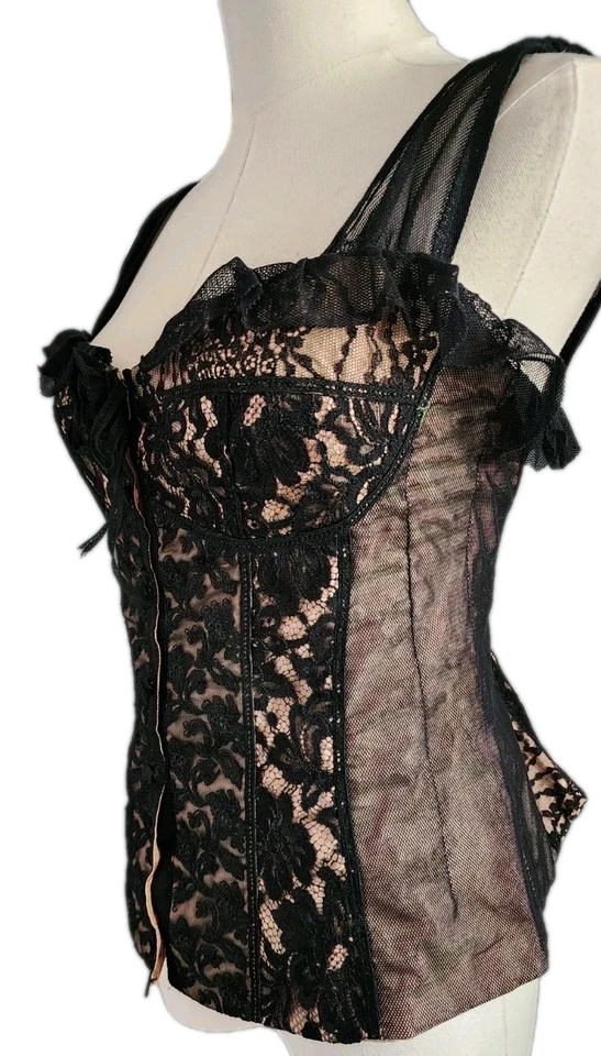 Camiseta sin mangas vintage Nanette Lepore negra de encaje talla 12 *funciona pequeña* mediana Foto 3 de 4