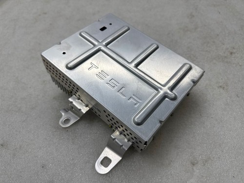 Tesla Model Y 2022 Endstufe Audio-Verstärker 150715201B RSD6804 - Bild 1 von 9