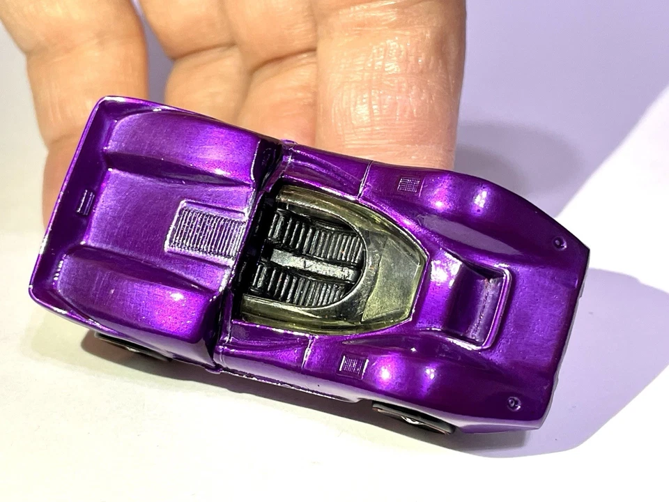 😎 恢复复古-风火轮红线 - 1968- 迈凯轮 MGA 美丽 🤩 紫色 — 第 4/4 张图片