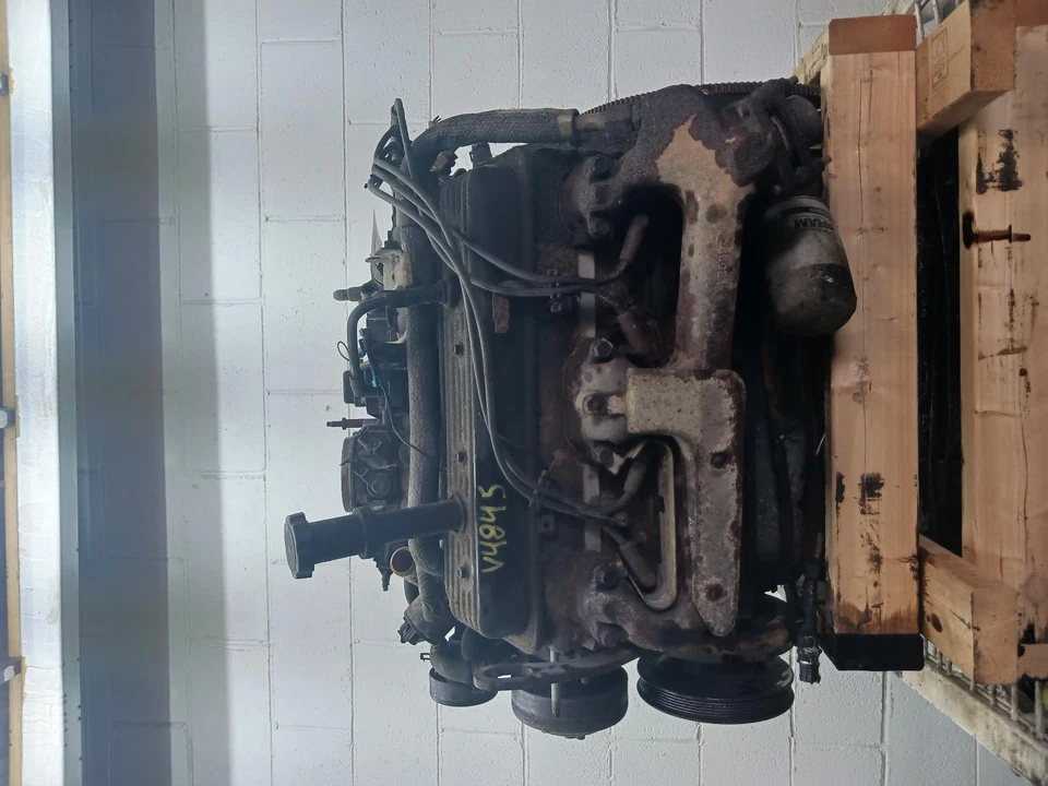 Used Engine Complete Assembly fits: 1999 Cadillac Escalade 5.7L 8-350 VIN R 8th Foto 3 de 4