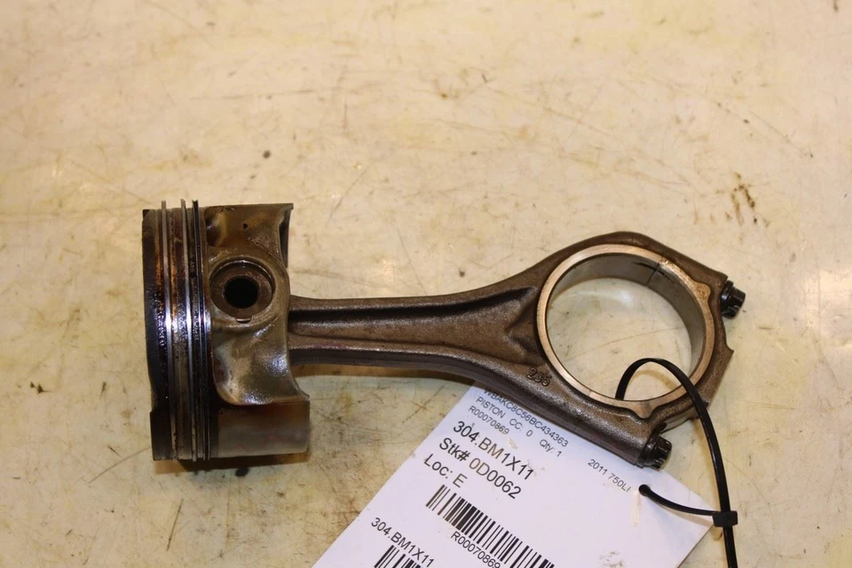 2010-12 BMW 750Li xDrive 4.4L двигатель поршень слева 3 с соединительным штоком 11257613626 - Изображение 3 из 4
