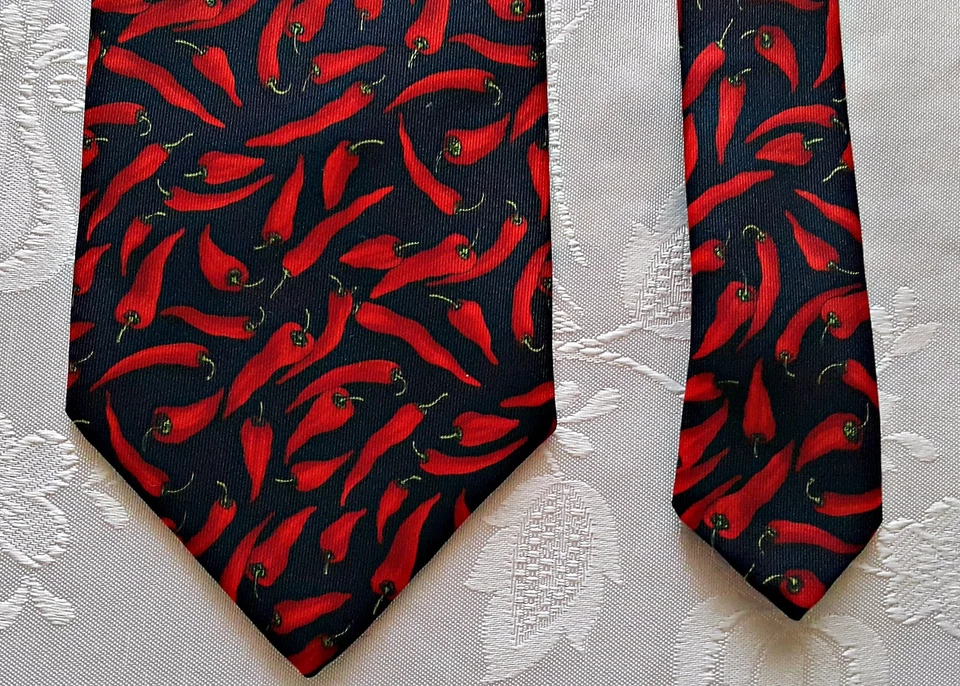 CORBATA DE HOMBRE VINTAGE AUTÉNTICA MARK & SPENCER CHILE ROJO PIMIENTOS SEDA AZUL Foto 2 de 4