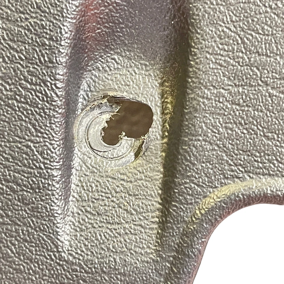 2005 Sebring 可转换原始设备制造商左下仪表板踢板 01 02 03 04 05 06 — 第 4/4 张图片