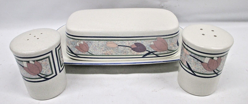 Mikasa Intaglio Tropical Island Salz & Pfeffer & Butterdose rosa lila Blumen