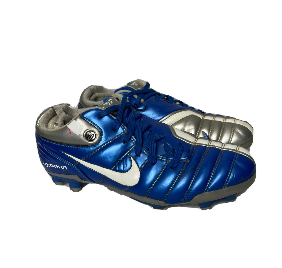 Blue nike sale soccer cleats