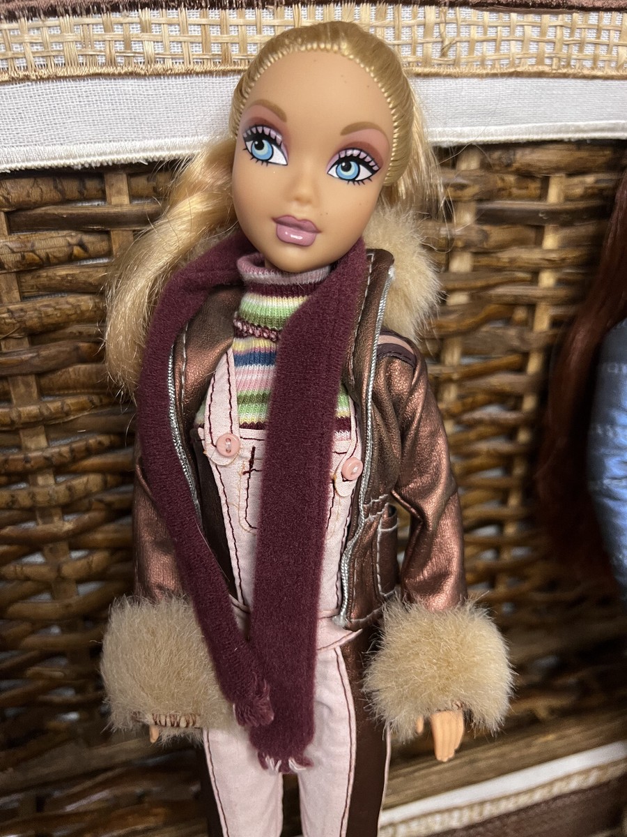 Barbie My Scene Chillin Out Dolls with Snowboard, Glasses, Helmet