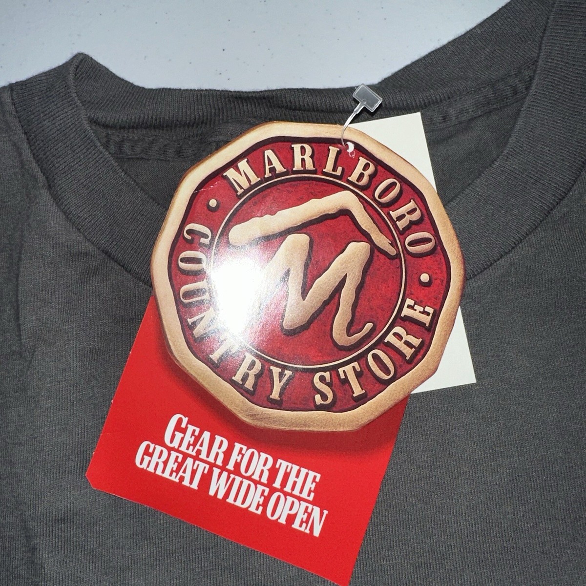 NWT Vintage Marlboro Country Store Single Stitch Cowboy Pocket T 