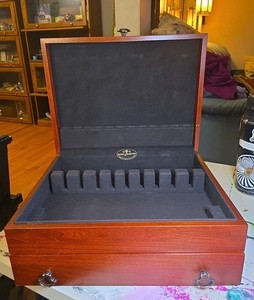 REED & BARTON 2-Compartment WOOD FLATWARE CHEST Silverware Anti-Tarnish Flatware