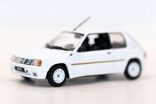 Norev 1/43 Scale Peugeot 205 Rallye White Diecast Alloy Toy Car Model Gift - Picture 3 of 17