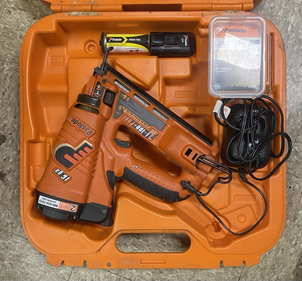 16 Gauge Paslode IM250A  Cordless Angled Finish Nailer - Image 2 of 4