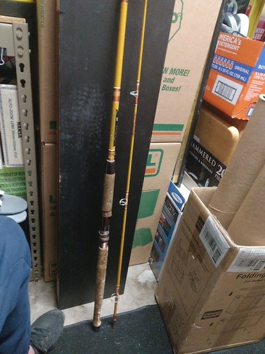 (PICK UP ONLY)Vintage 8 1/2' Olympic Ultrafast Spinning Rod (2 piece) Model 2085