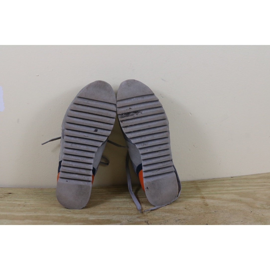 Tory Burch Sneakers Womens 8.5M Gray Leather Sawtooth Logo Shoes Athletic thumbnail 6