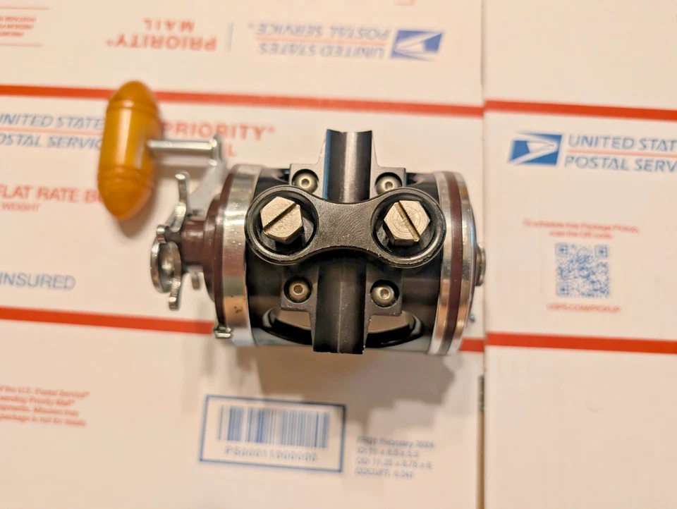 PENN SQUIDDER 140 TIBURON FRAME 24-56 OVERSIZED POWER HANDLE SERVICED NICE L@@K - Image 4 of 4