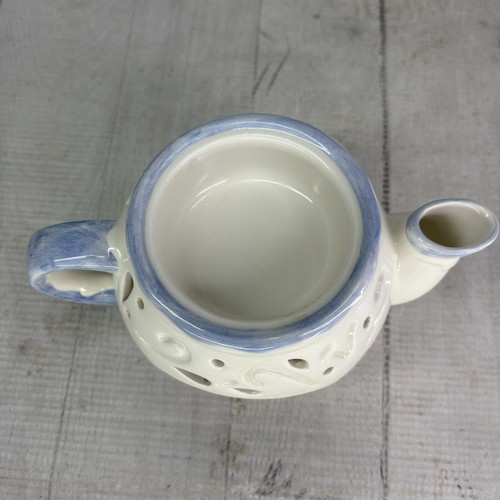 Colonial Candle Of Cape Cod Summersnap TEAPOT Ceramic White & Blue Wax Warmer - Picture 9 of 17