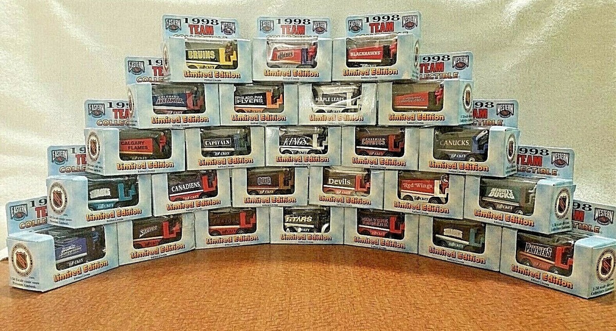 1998 1999 2000 LIMITED EDITION ZAMBONI WHITE ROSE MATCHBOX DIE