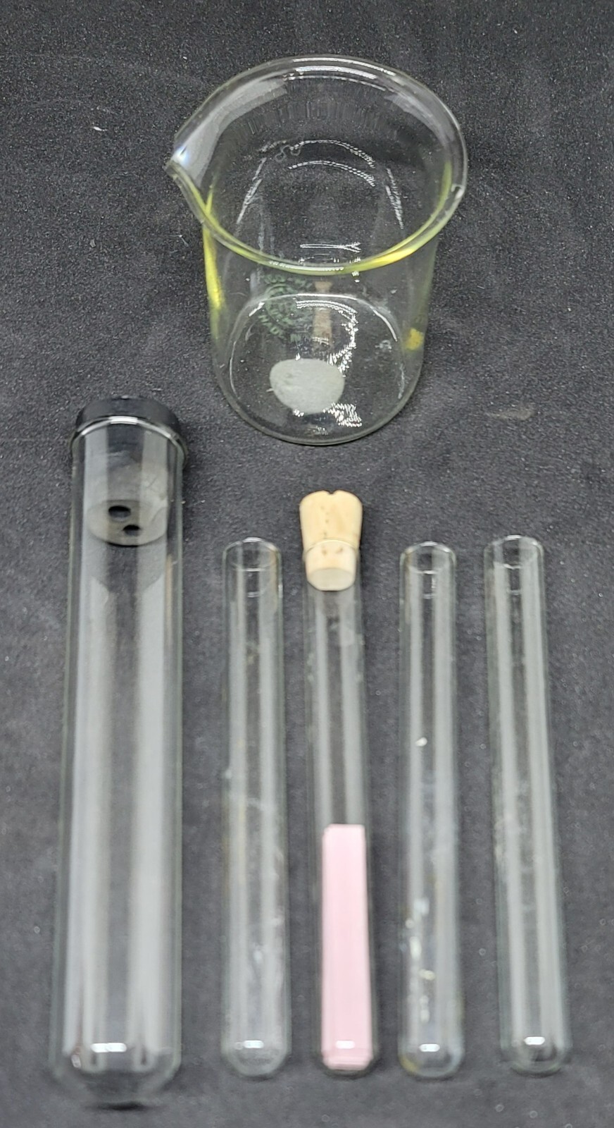 ANTIQUE PYREX MEDICAL LAB SUPPLIES 100 ML BEAKER TEST TUBES LITHMUS