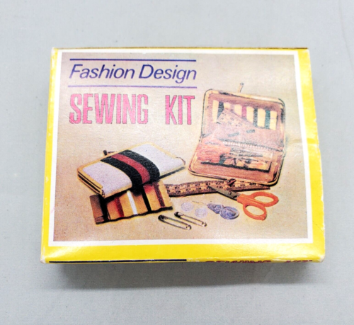 Vintage Fashion Design Sewing Kit Kiss Lock Small Travel Frame Coin Purse - Picture 1 of 16