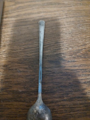 Vintage 1881 Rogers Long Teaspoon Silverplate 7.5" - Picture 4 of 5