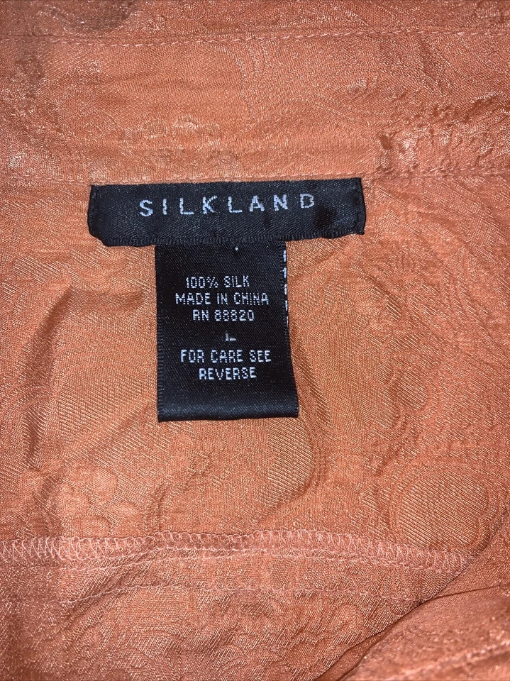 Camisa de seda floral delantera con botones Silkland de segunda mano para mujer (talla L) Foto 2 de 4