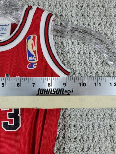 Vintage Champion Chicago Bulls Michael Jordan Jersey Size Newborn 3-6 Months - Bild 7 von 8