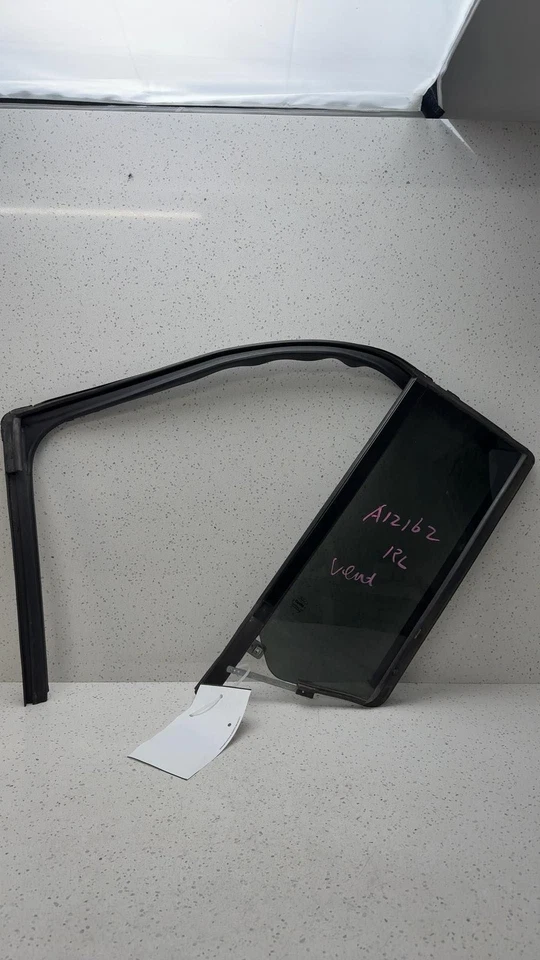 2009-2019 Ford FORD FLEX Left Rear Vent Glass/window Foto 2 de 4