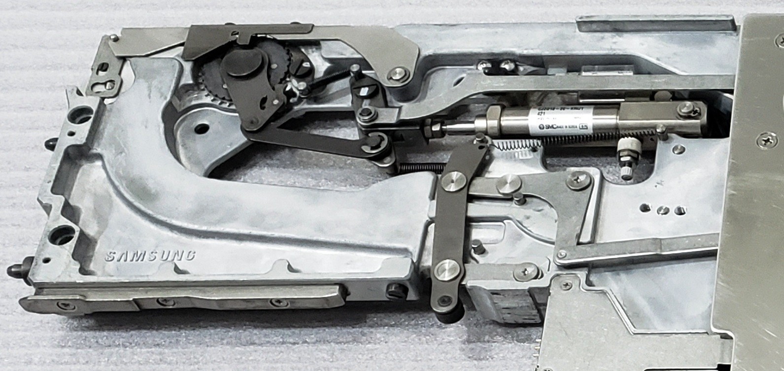 Hanwha Samsung Feeders, SM Series Feeder 12mm Multi-Pitch, 5 pins