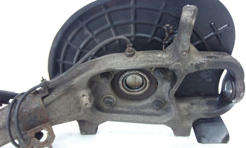 Maserati Ghibli S Q4 2016 Front Right Steering knuckle