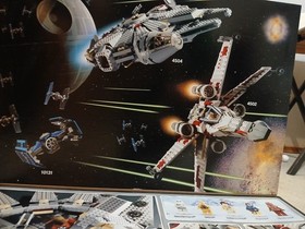 Millenium Falcon Lego 4504