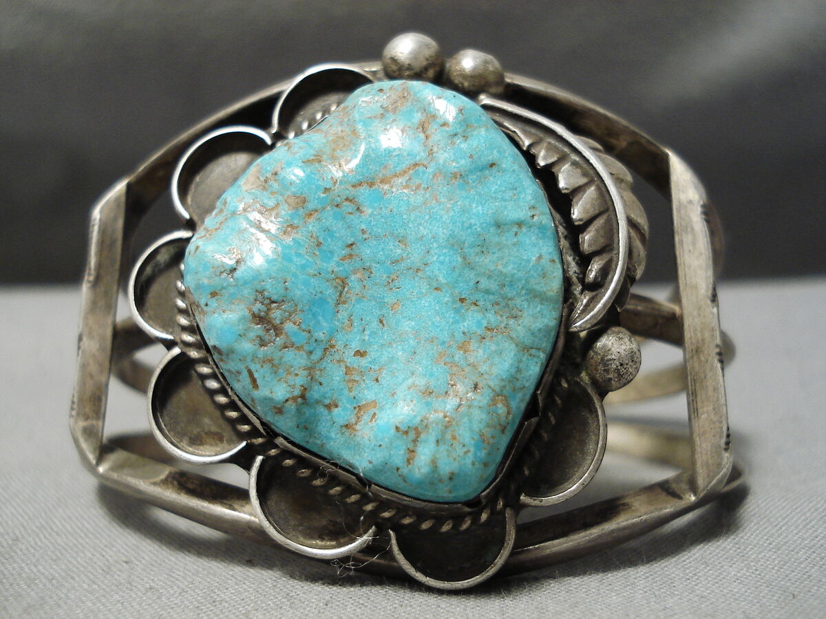 Quality Vintage Native American Navajo #8 Turquoise Sterling Silver Bracelet Cuff Old Quality Vintage Native American Navajo #8 Turquoise Sterling Silver Bracelet Cuff Old