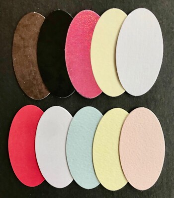 Ovale Schichtplatte Kartenauflage / Verzierungen 55 mm x 30 mm PK10