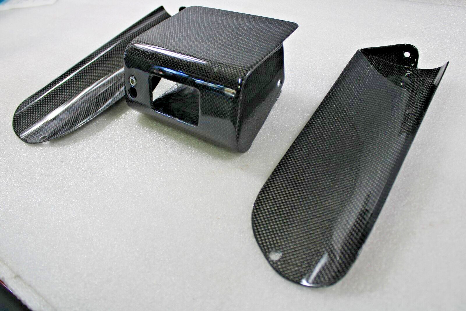 Ferrari F430, Carbon Fiber, Rear Latch Cover Set, New, RTUNED, P/N RTFE017RLS