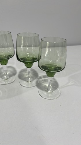Sasaki Harmony Citron Green 5.25” Wine Glasses - Set of 5 Vintage MCM Drinkware - Picture 4 of 16