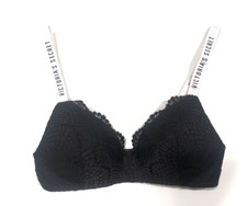 VICTORIA'S SECRET Bra T Shirt Lightly Lined Wireless 32 B Black Logo straps