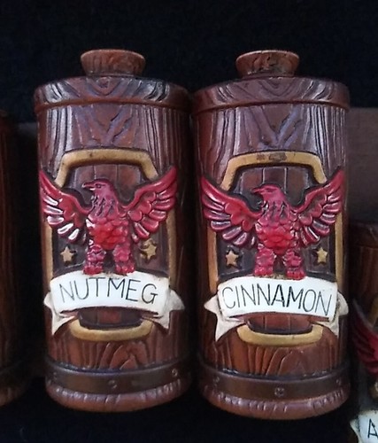 Spice Rack Vintage Wooden Single Row Spice Rack w/6 Hand Painted Ceramic Jars - Picture 7 of 18