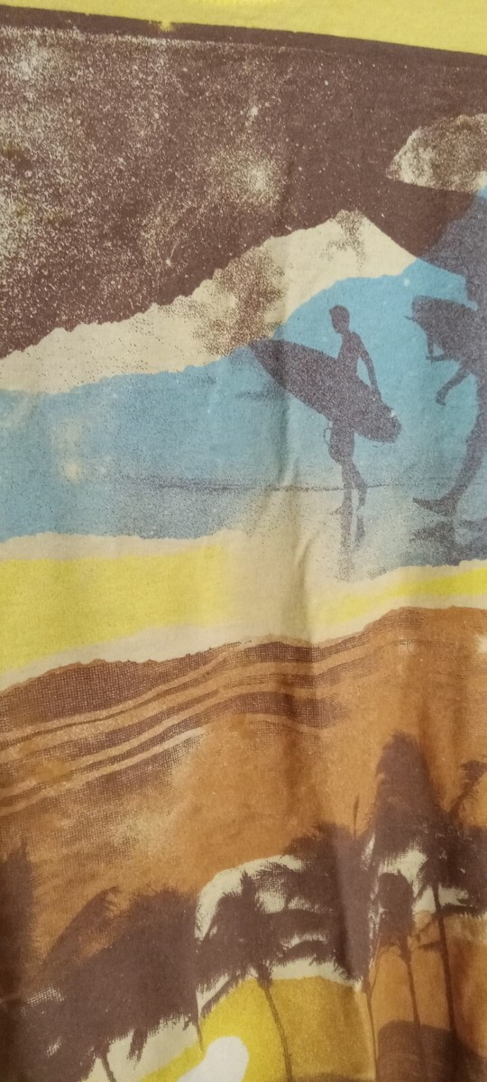 Vintage OP Yellow Graphic T-shirt sz LG (442-44) Surfers/Palm