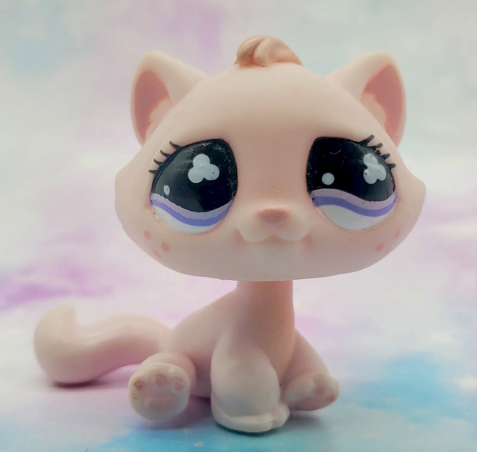 Littlest Pet Shop Authentic # 606 # 720 Pink Sitting Kitten Purple Clover Eyes