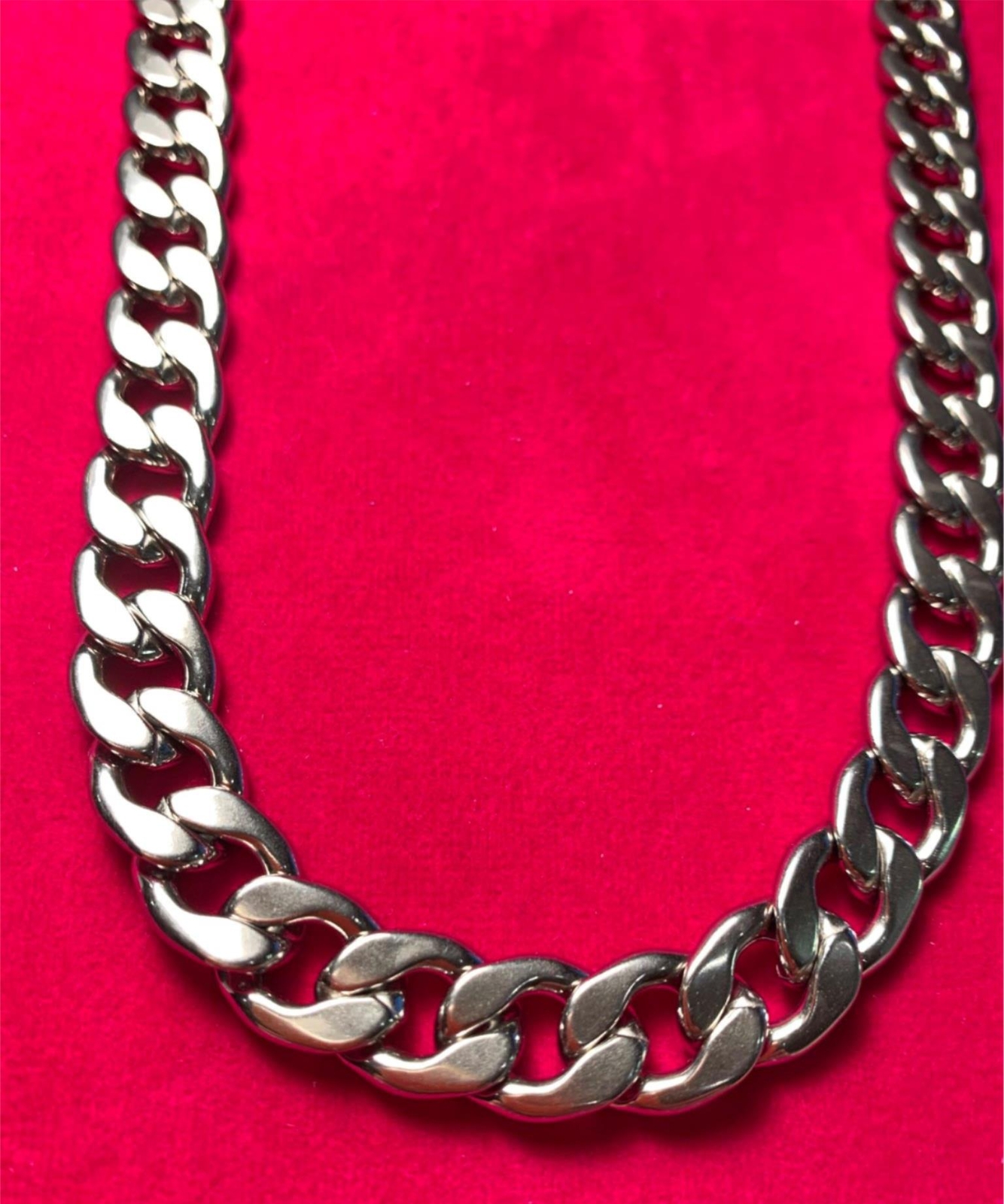 Produktbild von ChainsHouse Kubanische Panzerkette Edelstahl - 12mm Breit, 61cm, Silber/schwarz/gold