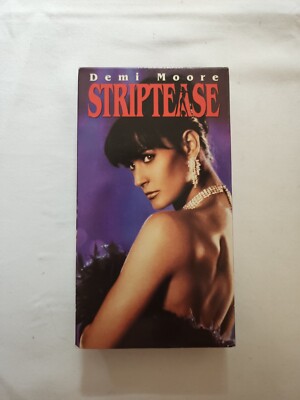 STRIPTEASE Demi Moore VHS Tape,  COMPLETE/TESTED SEE PHOTOS (VHS33)