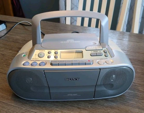 Vintage SONY Boombox CFD-S01 CD/Radio/Cassette Player Tested & Working w/plug