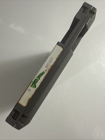 The Bugs Bunny Crazy Castle (Nintendo, NES) Cart & Sleeve - Tested