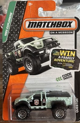2013 Matchbox QUESTOR Green 87/120 GREAT CARD Explorers NATIONAL PARK  NIP