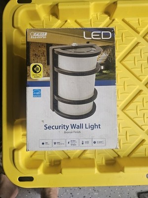 Feit 73702 LED Security Wall Light Bronze Finish Dusk to Dawn Outdoor 