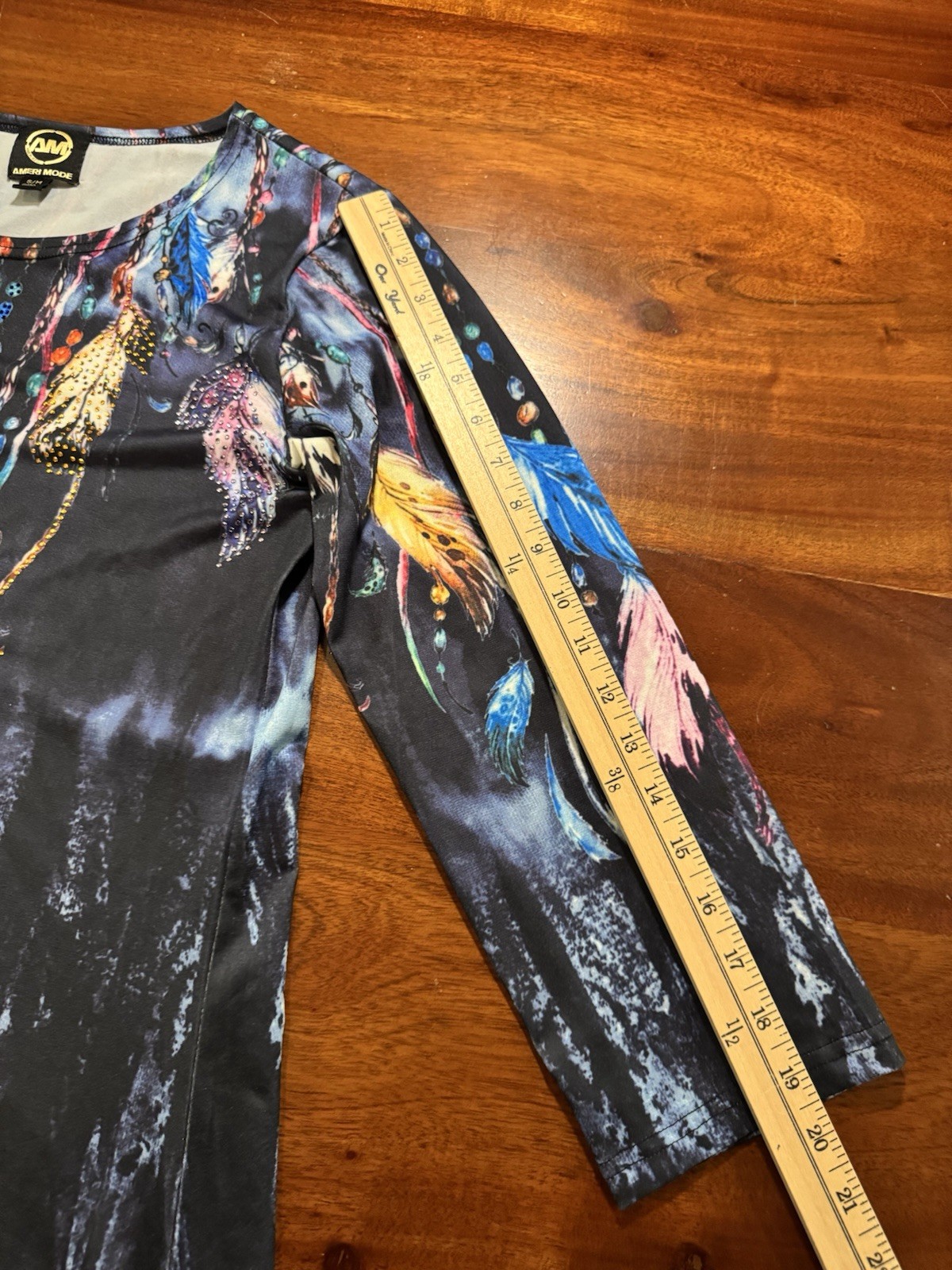 Ameri Mode Women’s Embellished Feather Print Arts… - image 6