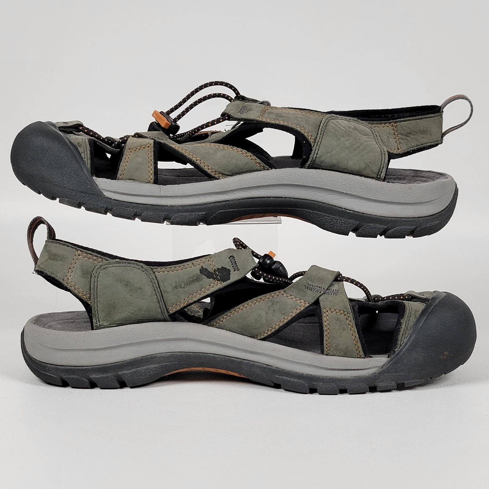 Sandali sportivi impermeabili da trekking KEEN da uomo Newport verde oliva taglia 10