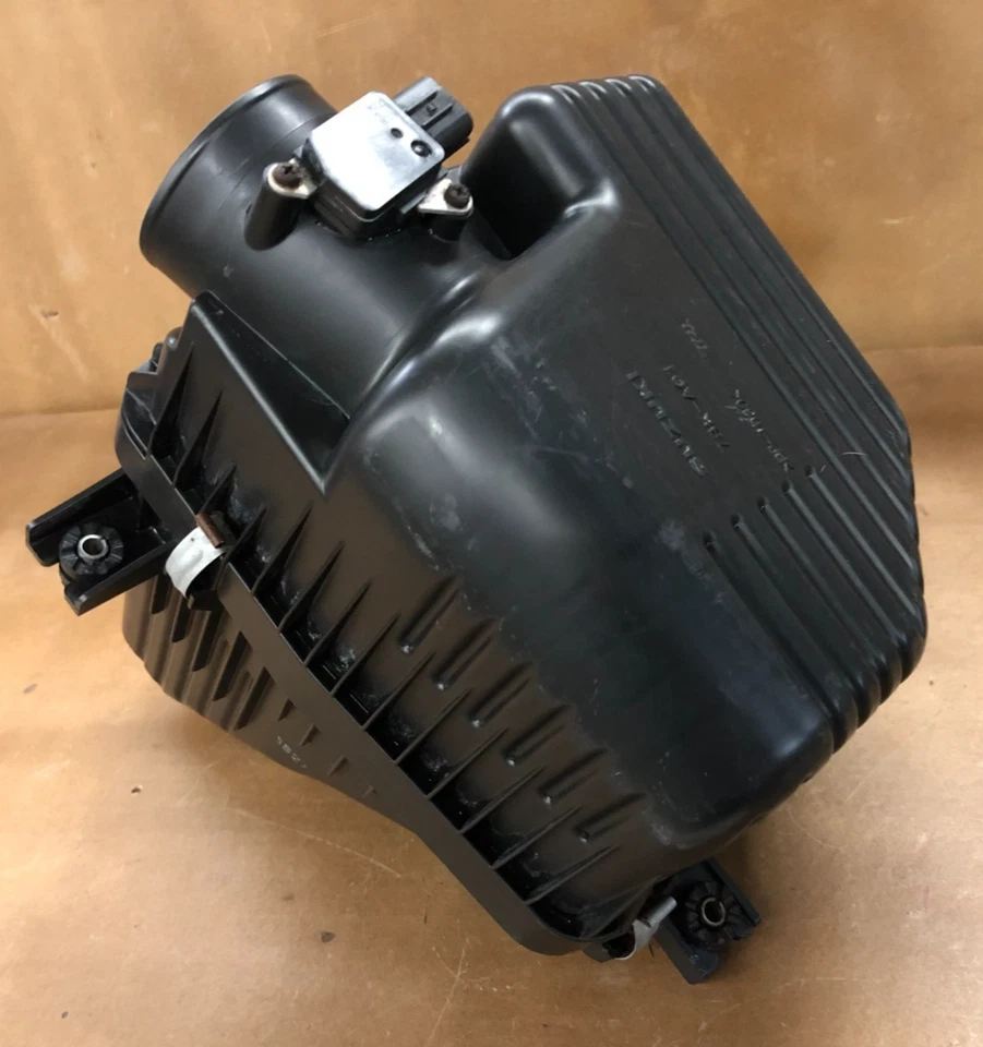 Suzuki Grand Vitara 2012 limpiador de caja de aire 2,4 L 2009-2013 Foto 3 de 4