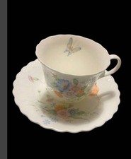 Lot de 2 tasses à thé et soucoupes Mikasa