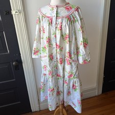 Vtg Sears Carriage Court M 12/14 Pink Roses House Dress Night Gown Cottagecore