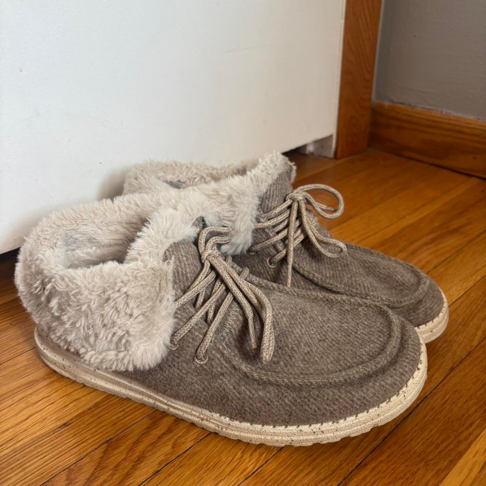 Hey dude britt boot sherpa